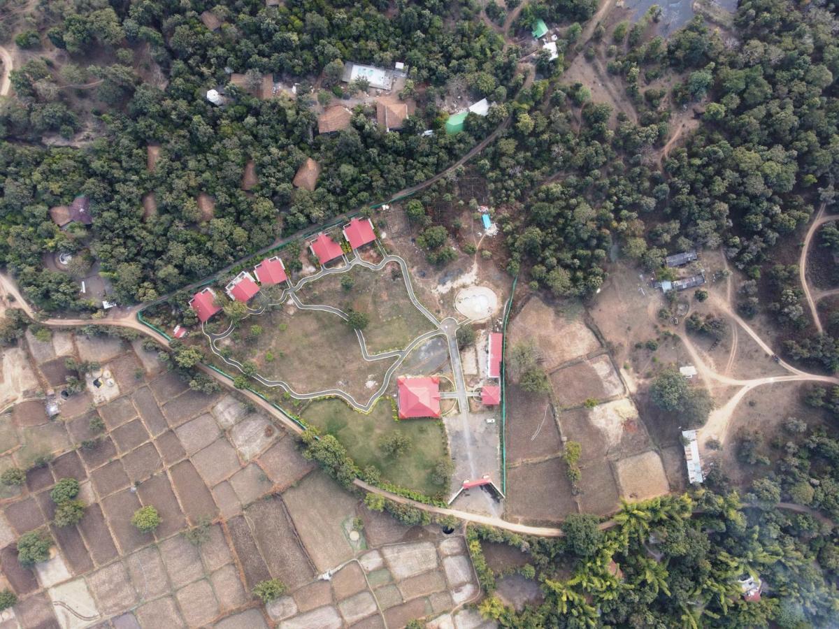 The Infinity Pench Resort Khawāsa Εξωτερικό φωτογραφία