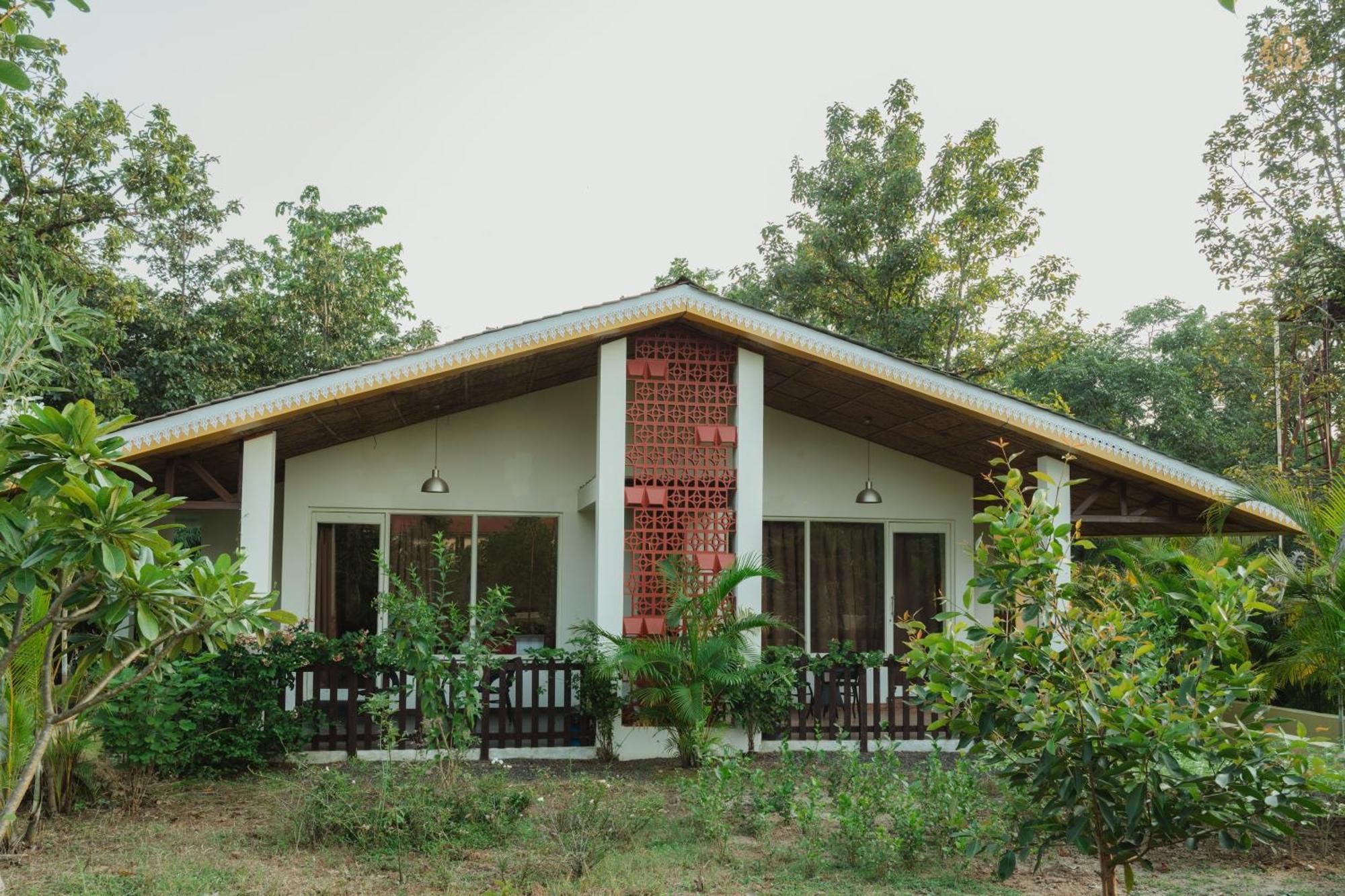 The Infinity Pench Resort Khawāsa Εξωτερικό φωτογραφία